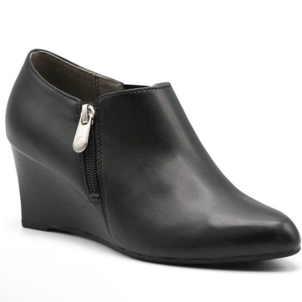 Adrienne Vittadini Midge wedge heel SHOOTIE Sz 10 BLACK